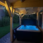 Holiday home Het Blij Hen *